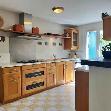 Tres Belle Avec Piscine *