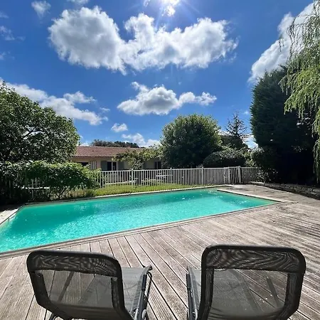 Tres Belle Avec Piscine Villa *